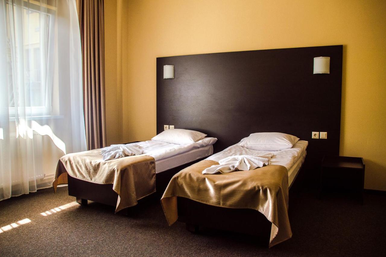 Malyvo Hotel Dilyatyn المظهر الخارجي الصورة